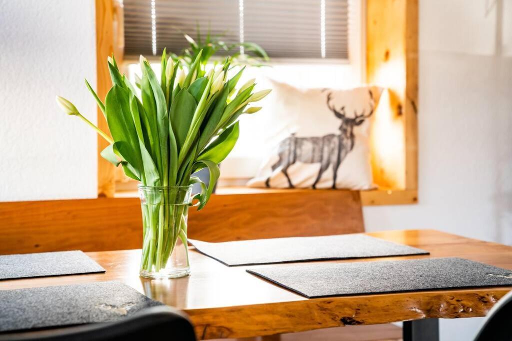 Sonnenbühl Neu Renoviertes Ferienhaus/Wohnunng Kleine Auszeit מראה חיצוני תמונה