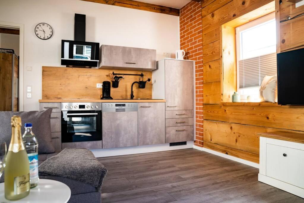 Sonnenbühl Neu Renoviertes Ferienhaus/Wohnunng Kleine Auszeit מראה חיצוני תמונה