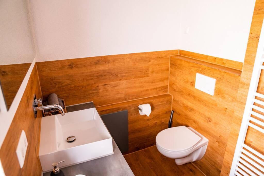 Sonnenbühl Neu Renoviertes Ferienhaus/Wohnunng Kleine Auszeit מראה חיצוני תמונה